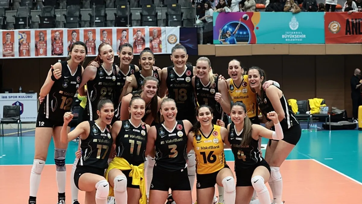 Vakıfbank, Eczacıbaşı’nı yenerek avantajı kaptı!